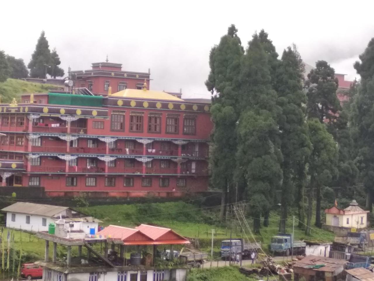 Tibet Homestay Rishop Luaran gambar