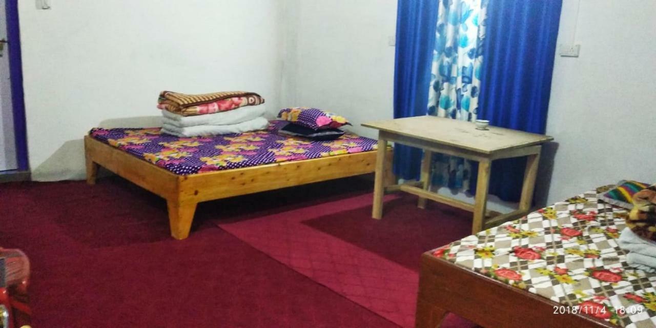 Tibet Homestay Rishop Luaran gambar