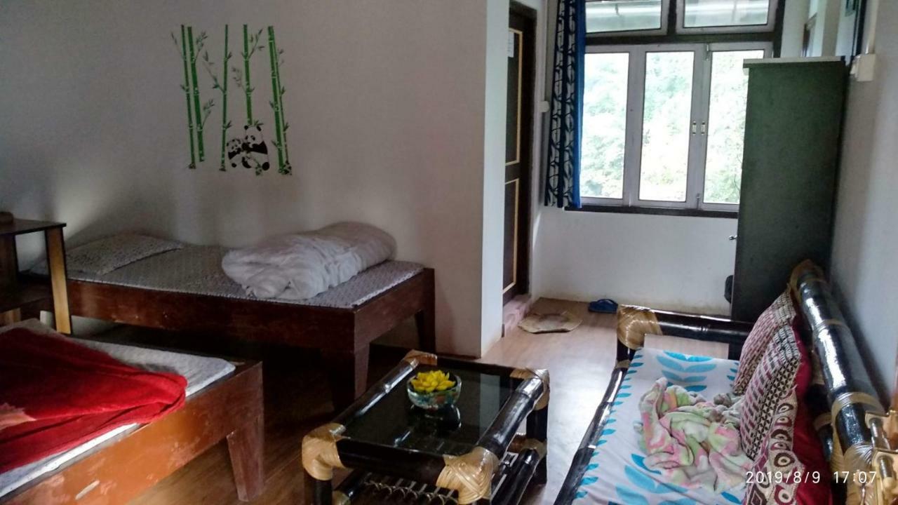 Tibet Homestay Rishop Luaran gambar