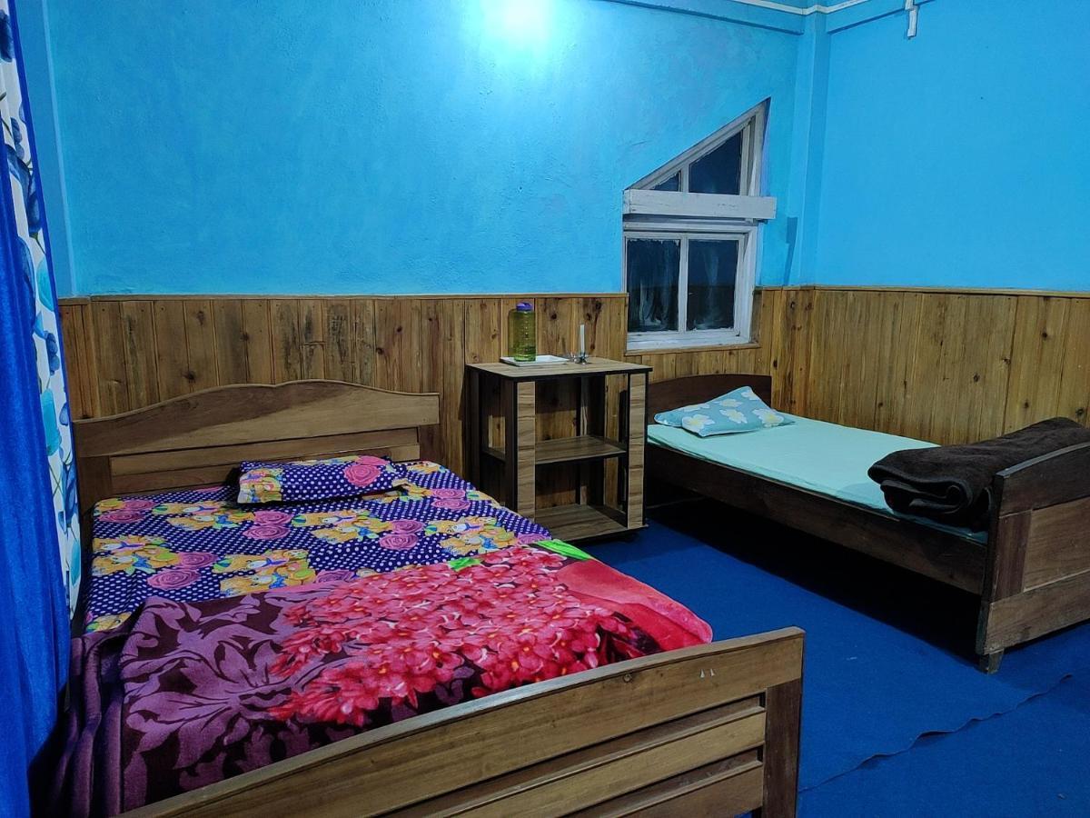 Tibet Homestay Rishop Luaran gambar
