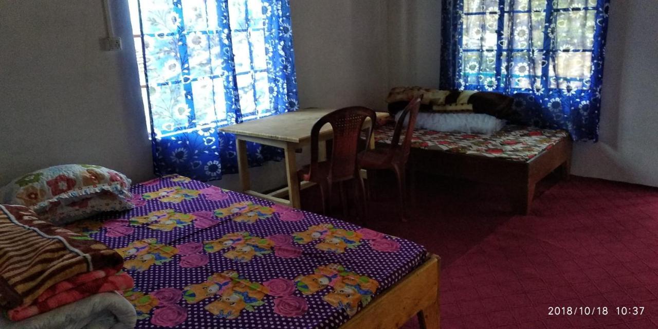 Tibet Homestay Rishop Luaran gambar