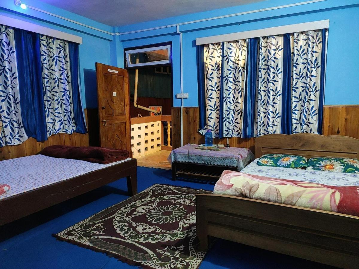 Tibet Homestay Rishop Luaran gambar